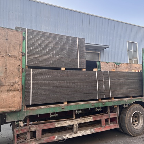 源頭鋼格板工廠優(yōu)勢(shì)有哪些