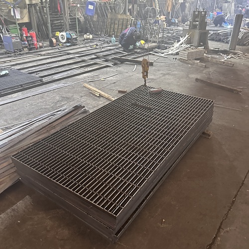 污水處理廠鋼格板用途與選型技術(shù)要求